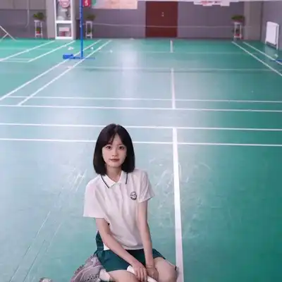 方彤
